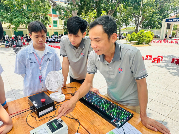  Khoa Kỹ thuật Năng lượng tại Ngày hội STEM THPT Nguyễn Văn Trỗi 2026 