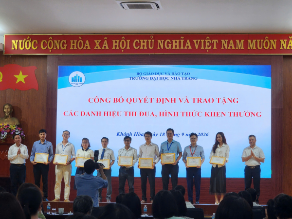 KHOA KỸ THUẬT NĂNG LƯỢNG ĐƯỢC KHEN THƯỞNG THÀNH TÍCH TIÊU BIỂU, XUẤT SẮC NĂM HỌC 2025 – 2026