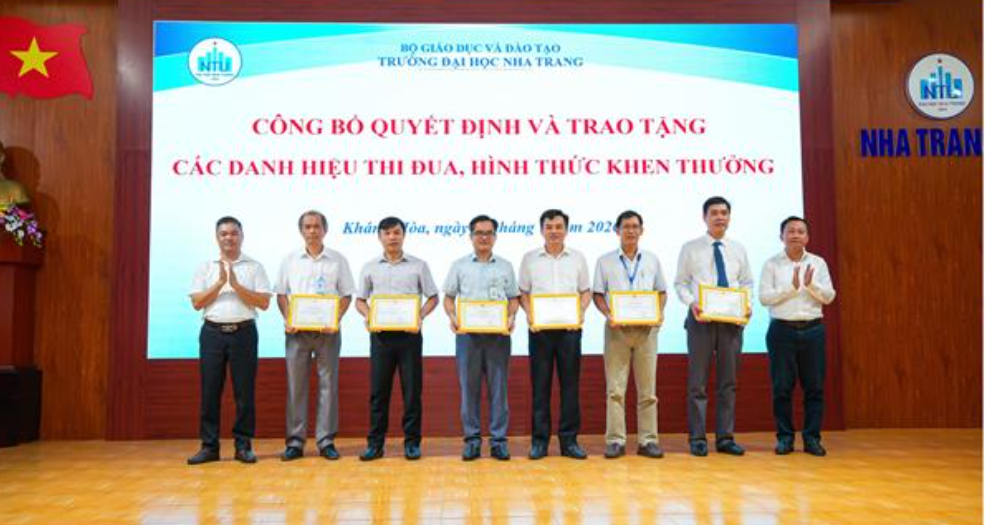 KHOA KỸ THUẬT NĂNG LƯỢNG ĐƯỢC KHEN THƯỞNG THÀNH TÍCH TIÊU BIỂU, XUẤT SẮC NĂM HỌC 2025 – 2026